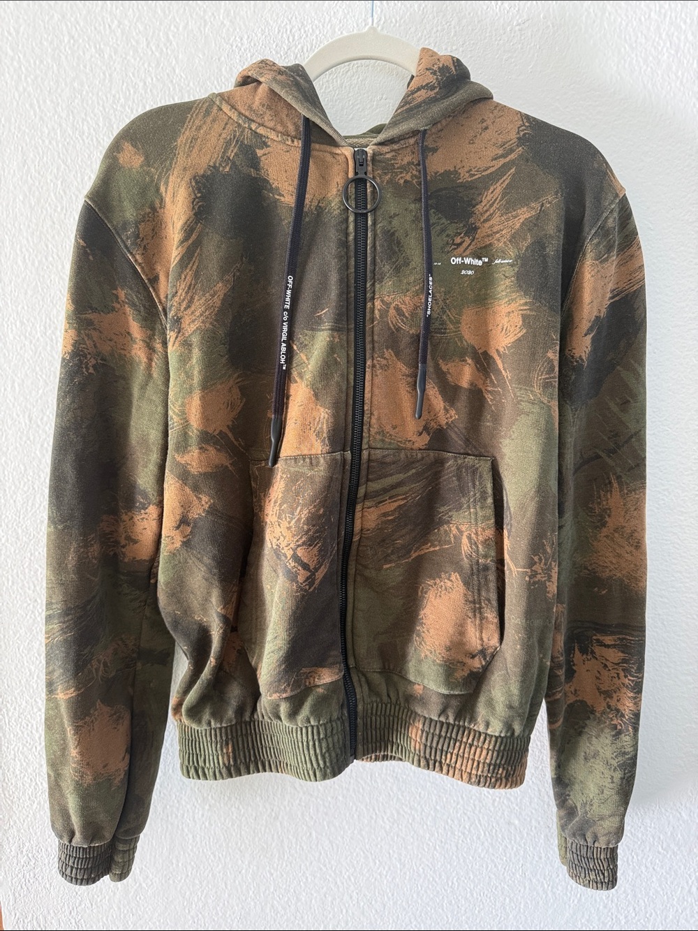 OFF-WHITE c/o Virgil Abloh Paintbrush Camo Zip Hoodie Size S
